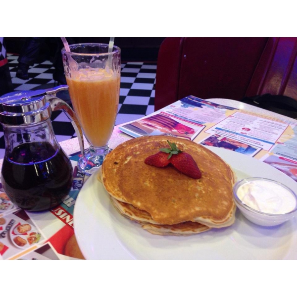 Ресторанный сервис бронирования столиков menu-rest.com - Интерьер ресторана "Beverly Hills Diner"