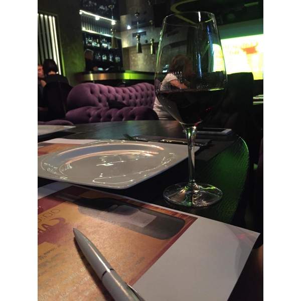 Ресторанный сервис бронирования столиков menu-rest.com - Интерьер ресторана "Graff lounge"