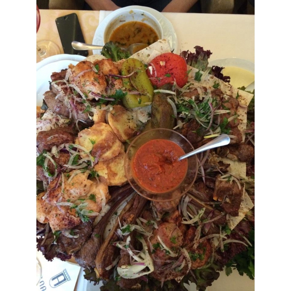 Ресторанный сервис бронирования столиков menu-rest.com - Интерьер ресторана "Авлабар"