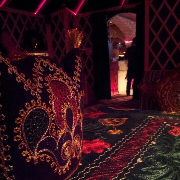 Ресторанный сервис бронирования столиков menu-rest.com - Интерьер ресторана "Урюк"