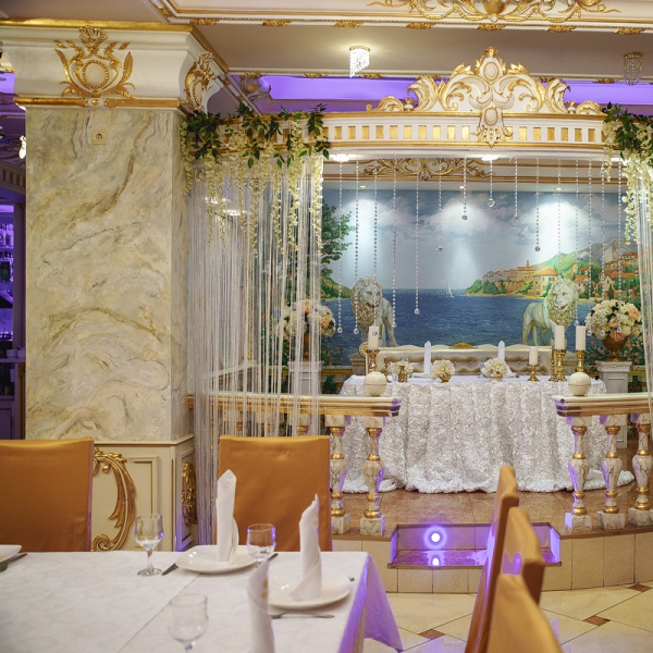 Ресторанный сервис бронирования столиков menu-rest.com - Интерьер ресторана "Версаль"