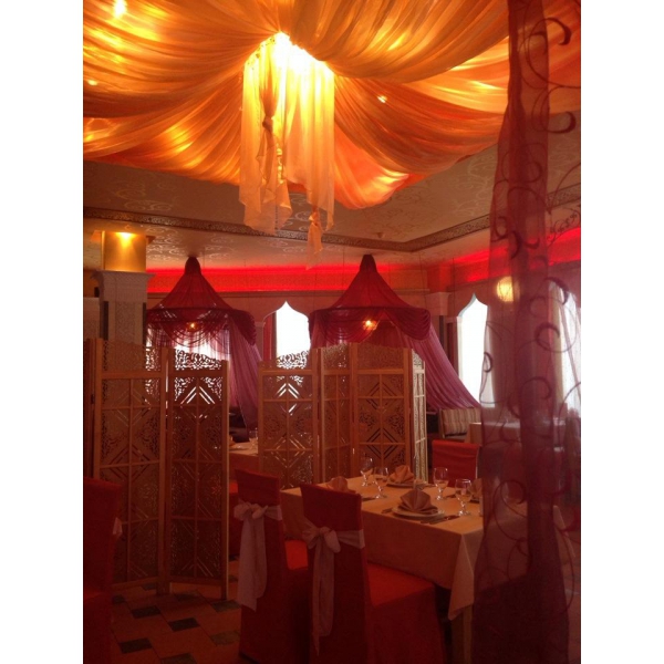 Ресторанный сервис бронирования столиков menu-rest.com - Интерьер ресторана "TAMARIND"