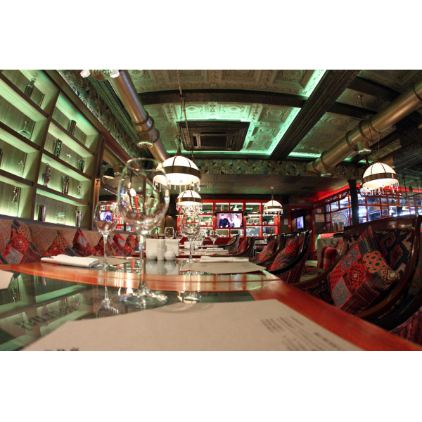 Ресторанный сервис бронирования столиков menu-rest.com - Интерьер ресторана "Бакинский бульвар"