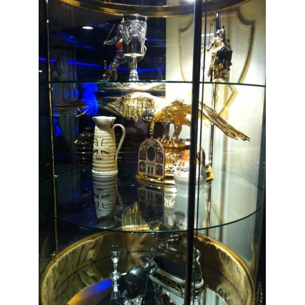 Ресторанный сервис бронирования столиков menu-rest.com - Интерьер ресторана "Чаша Грааля"