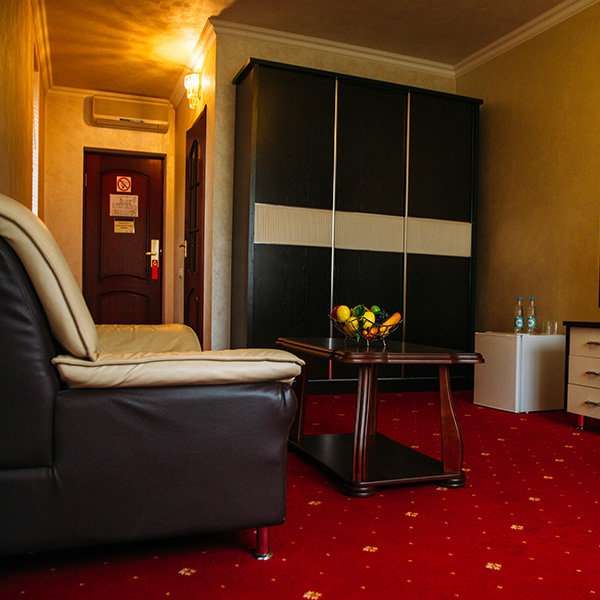 Ресторанный сервис бронирования столиков menu-rest.com - Интерьер ресторана "Голицын клуб"