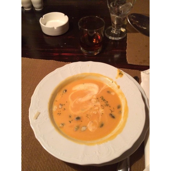 Ресторанный сервис бронирования столиков menu-rest.com - Интерьер ресторана "Россичъ"