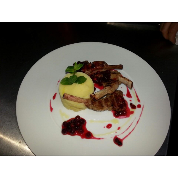 Ресторанный сервис бронирования столиков menu-rest.com - Интерьер ресторана "Quattro Camini"