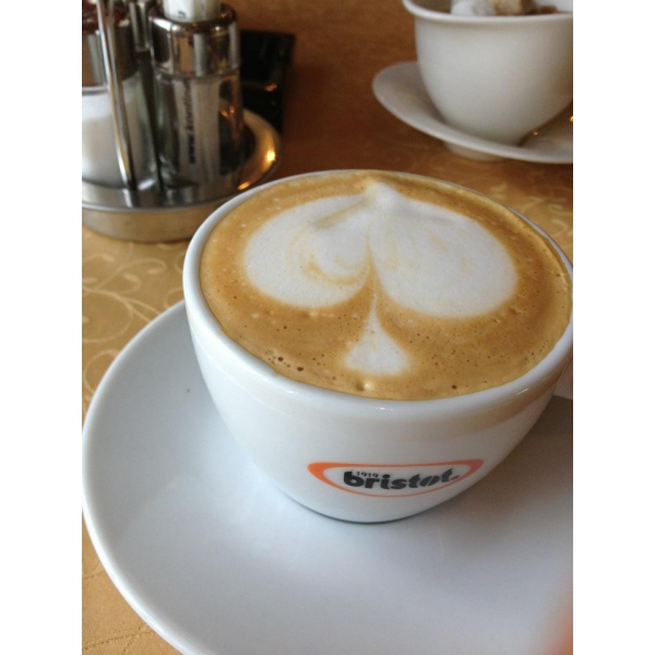 Ресторанный сервис бронирования столиков menu-rest.com - Интерьер ресторана "Фавори"