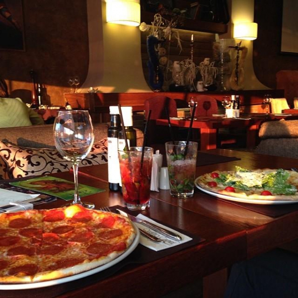 Ресторанный сервис бронирования столиков menu-rest.com - Интерьер ресторана "Quattro Camini"