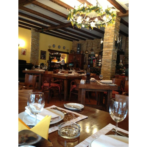 Ресторанный сервис бронирования столиков menu-rest.com - Интерьер ресторана "Ля Прованс"