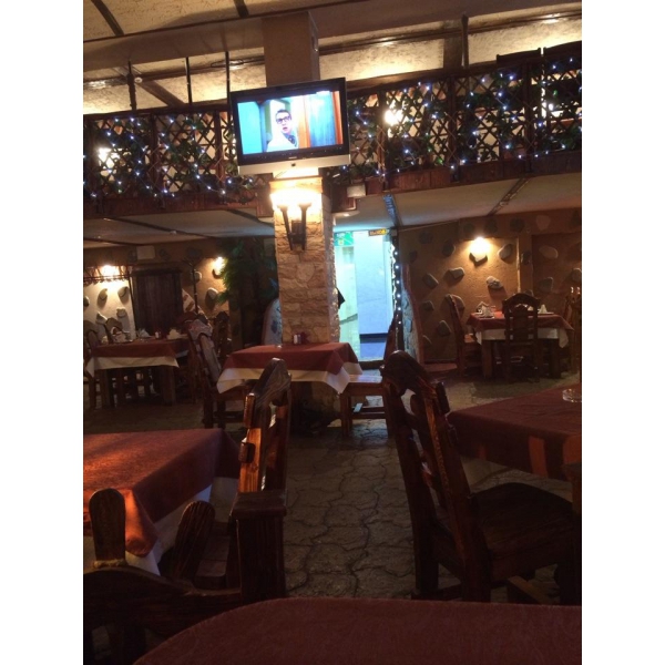 Ресторанный сервис бронирования столиков menu-rest.com - Интерьер ресторана "Амазония"