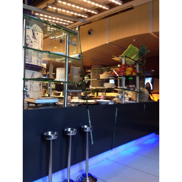 Ресторанный сервис бронирования столиков menu-rest.com - Интерьер ресторана "Spettacolo"