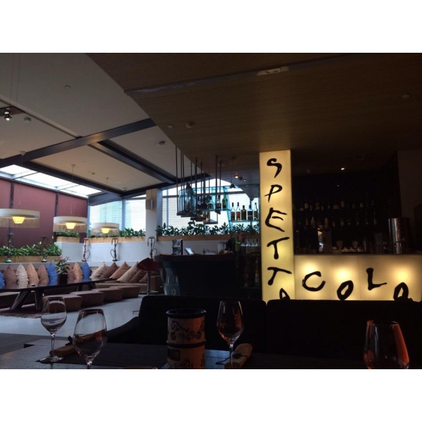 Ресторанный сервис бронирования столиков menu-rest.com - Интерьер ресторана "Spettacolo"