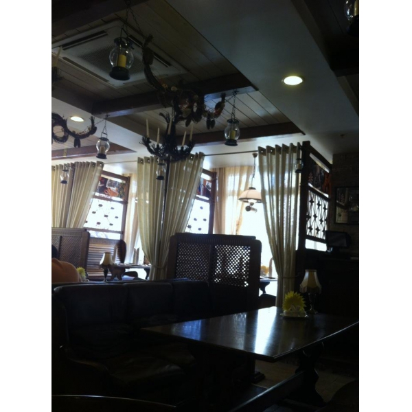 Ресторанный сервис бронирования столиков menu-rest.com - Интерьер ресторана "Beer-Лога"