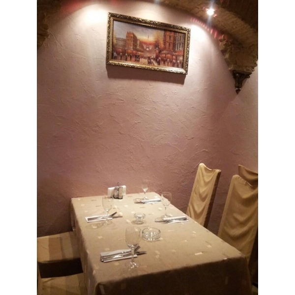 Ресторанный сервис бронирования столиков menu-rest.com - Интерьер ресторана "Анука"