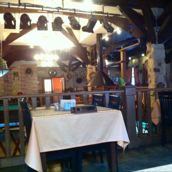 Ресторанный сервис бронирования столиков menu-rest.com - Интерьер ресторана "Ранчо"