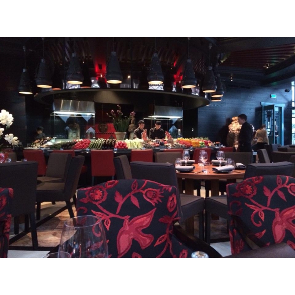 Ресторанный сервис бронирования столиков menu-rest.com - Интерьер ресторана "Novikov"