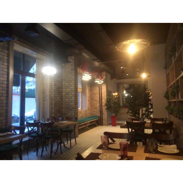 Ресторанный сервис бронирования столиков menu-rest.com - Интерьер ресторана "Quadri"