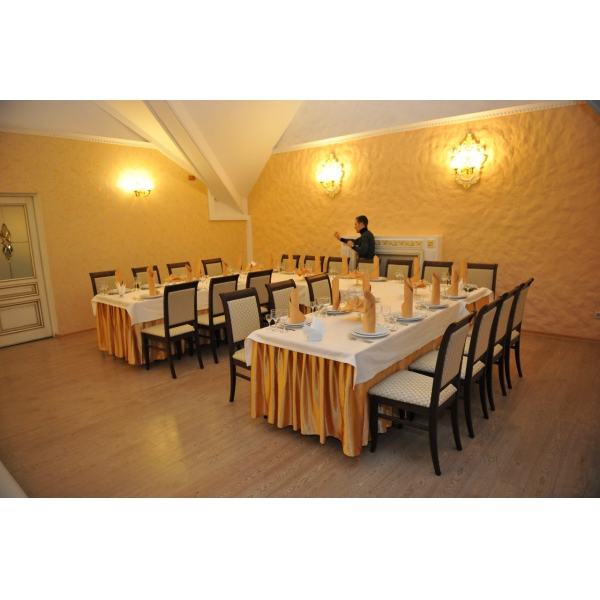 Ресторанный сервис бронирования столиков menu-rest.com - Интерьер ресторана "Не горюй"