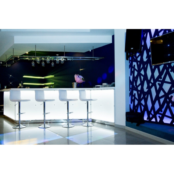 Ресторанный сервис бронирования столиков menu-rest.com - Интерьер ресторана "Ziмa"