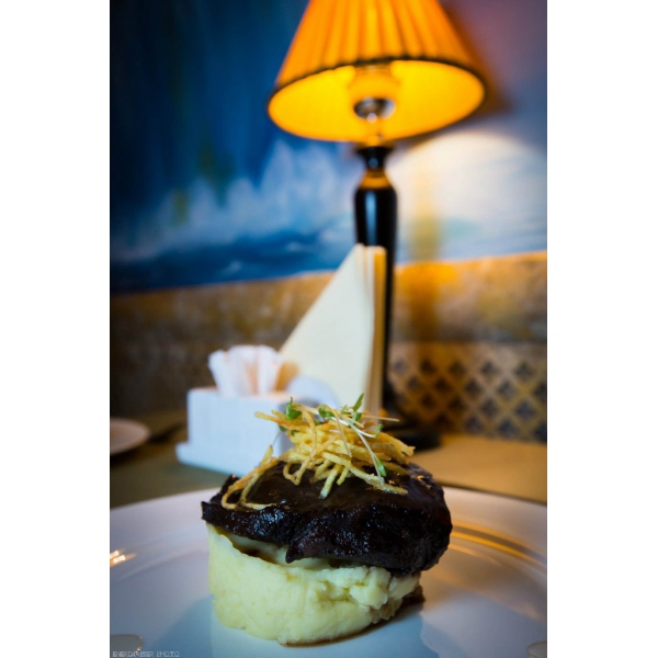 Ресторанный сервис бронирования столиков menu-rest.com - Интерьер ресторана "The Family"