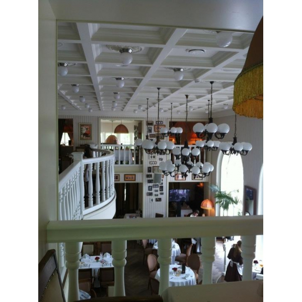 Ресторанный сервис бронирования столиков menu-rest.com - Интерьер ресторана "Павильон"