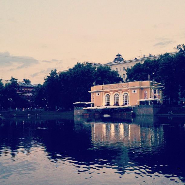 Ресторанный сервис бронирования столиков menu-rest.com - Интерьер ресторана "Павильон"