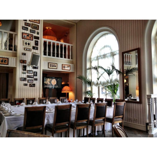 Ресторанный сервис бронирования столиков menu-rest.com - Интерьер ресторана "Павильон"