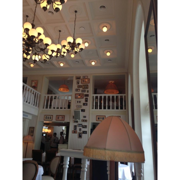 Ресторанный сервис бронирования столиков menu-rest.com - Интерьер ресторана "Павильон"