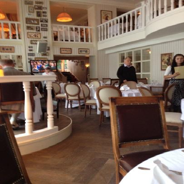 Ресторанный сервис бронирования столиков menu-rest.com - Интерьер ресторана "Павильон"