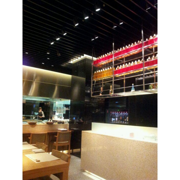 Ресторанный сервис бронирования столиков menu-rest.com - Интерьер ресторана "Kinki"