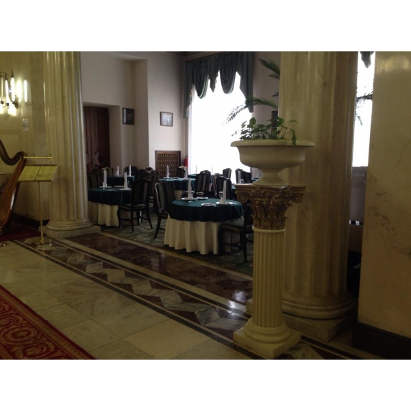 Ресторанный сервис бронирования столиков menu-rest.com - Интерьер ресторана "Яръ"