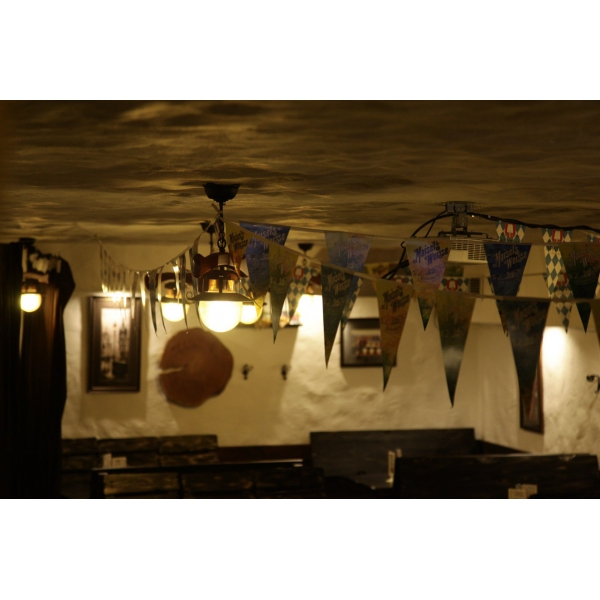 Ресторанный сервис бронирования столиков menu-rest.com - Интерьер ресторана "Мистер Бочкин"