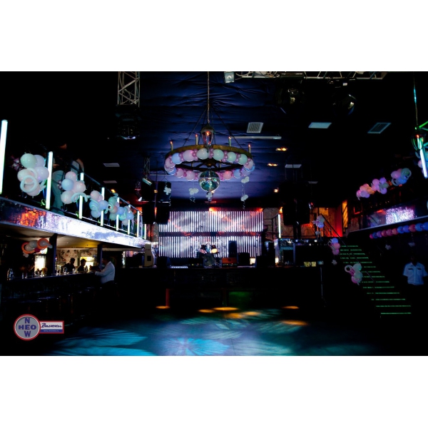 Ресторанный сервис бронирования столиков menu-rest.com - Интерьер ресторана "New Neo Vasuki"