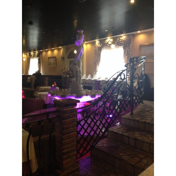 Ресторанный сервис бронирования столиков menu-rest.com - Интерьер ресторана "В Старом городе"