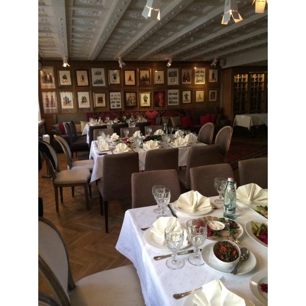 Ресторанный сервис бронирования столиков menu-rest.com - Интерьер ресторана "Дарбази"