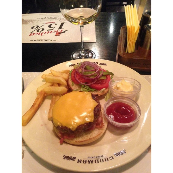 Ресторанный сервис бронирования столиков menu-rest.com - Интерьер ресторана "GOODMAN"