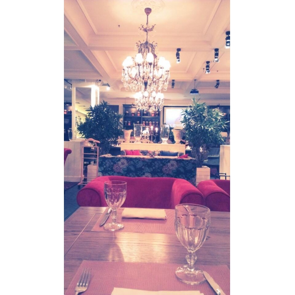 Ресторанный сервис бронирования столиков menu-rest.com - Интерьер ресторана "Нани"