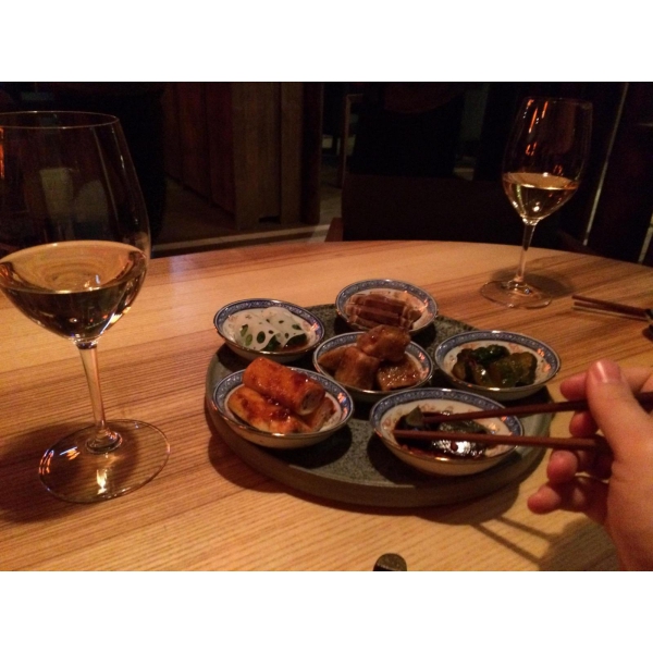 Ресторанный сервис бронирования столиков menu-rest.com - Интерьер ресторана "Madame Wong"