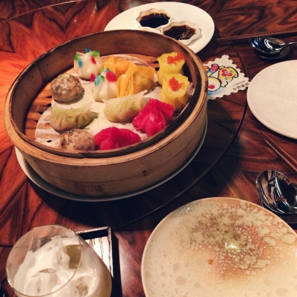 Ресторанный сервис бронирования столиков menu-rest.com - Интерьер ресторана "Madame Wong"