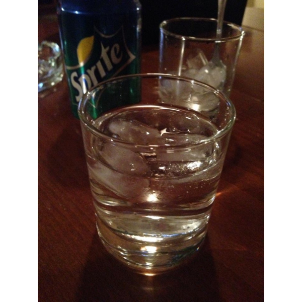 Ресторанный сервис бронирования столиков menu-rest.com - Интерьер ресторана "Адрес счастья"