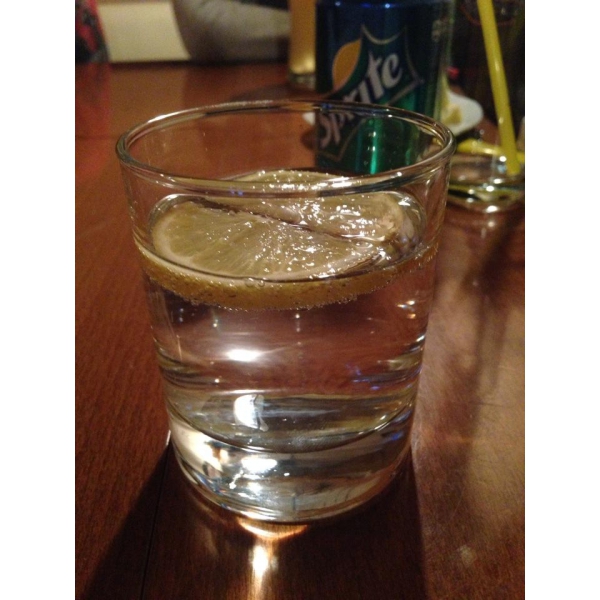 Ресторанный сервис бронирования столиков menu-rest.com - Интерьер ресторана "Адрес счастья"