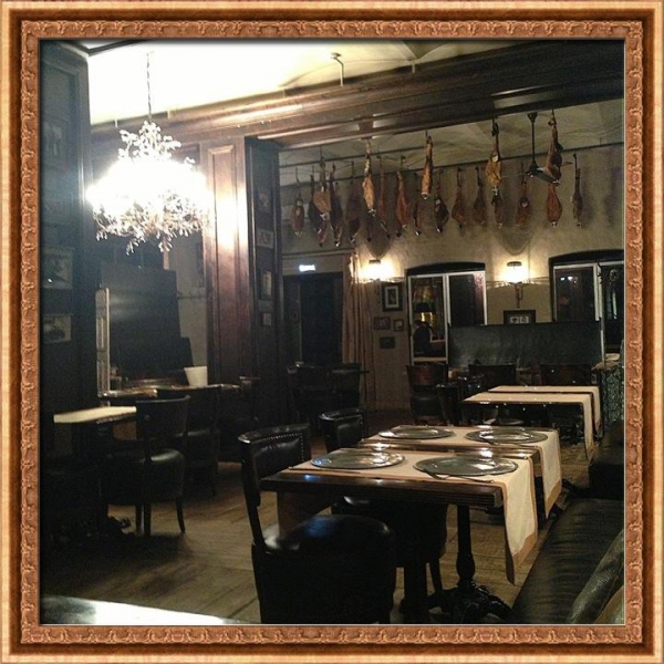 Ресторанный сервис бронирования столиков menu-rest.com - Интерьер ресторана "Лос Бандидос"