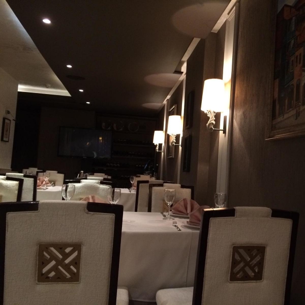 Ресторанный сервис бронирования столиков menu-rest.com - Интерьер ресторана "Сам пришел"