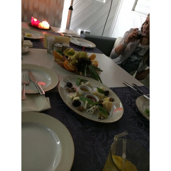 Ресторанный сервис бронирования столиков menu-rest.com - Интерьер ресторана "Хороший год"