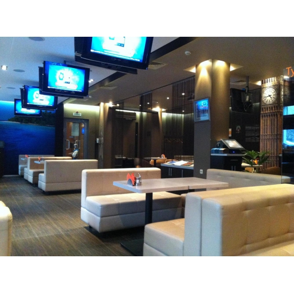 Ресторанный сервис бронирования столиков menu-rest.com - Интерьер ресторана "Travel Cafe"