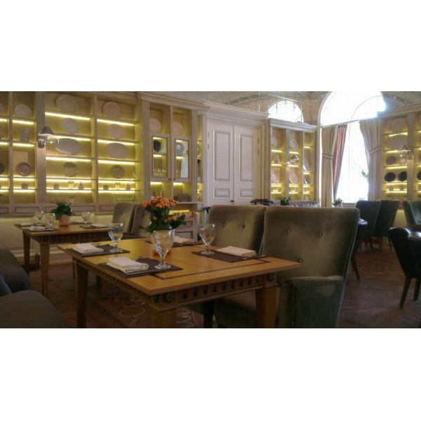 Ресторанный сервис бронирования столиков menu-rest.com - Интерьер ресторана "Бифштекс"