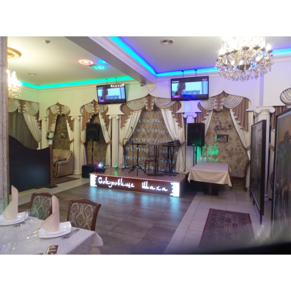 Ресторанный сервис бронирования столиков menu-rest.com - Интерьер ресторана "Сокровище шаха"