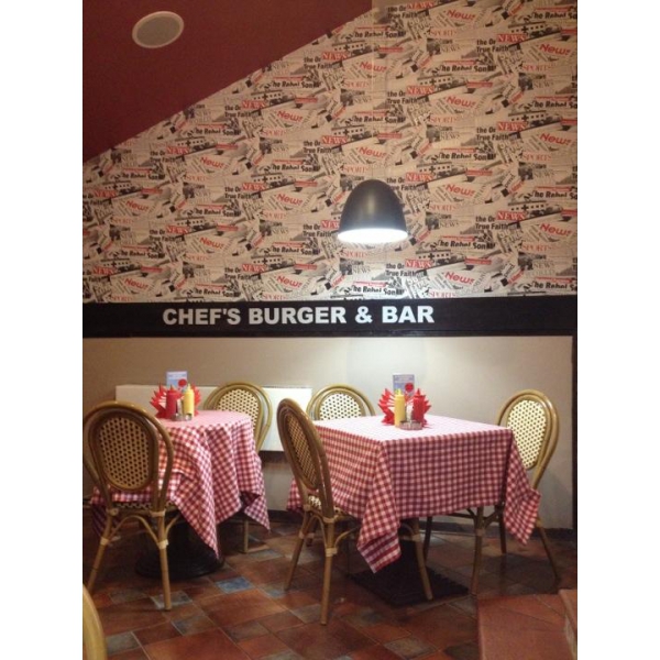 Ресторанный сервис бронирования столиков menu-rest.com - Интерьер ресторана "Chef`s Burger Bar"