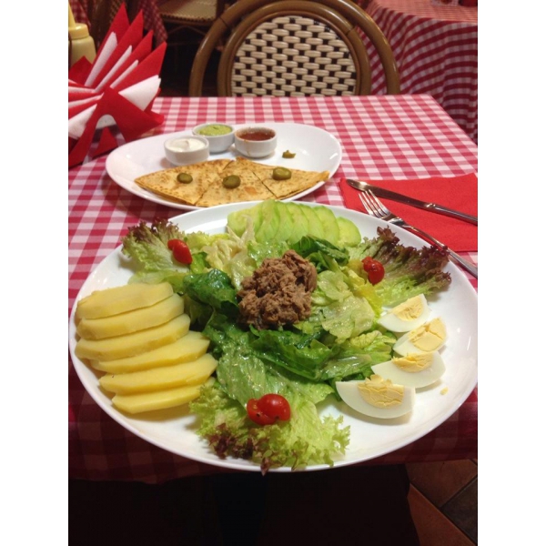 Ресторанный сервис бронирования столиков menu-rest.com - Интерьер ресторана "Chef`s Burger Bar"